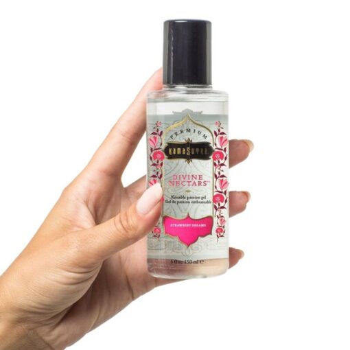 KAMASUTRA – DIVINE NECTARS LUBRICANTE STRAWBERRY DREAM 150 ML - intimamenities.com