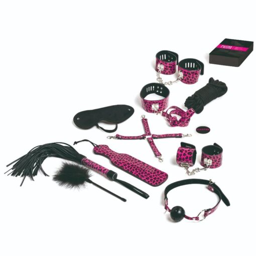 TEASE & PLEASE – JUEGO 13 ACCESORIOS BONDAGE MAGENTA - intimamenities.com
