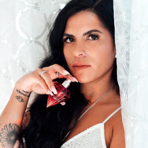EYE OF LOVE – MATCHMAKER RED DIAMOND LGBTQ PERFUME FEROMONAS PARA ELLA 30 ML - intimamenities.com