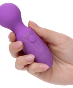 CALEXOTICS – FIRST TIME MASAJEADOR RECARGABLE 10 VIBRACIONES VIOLETA - intimamenities.com